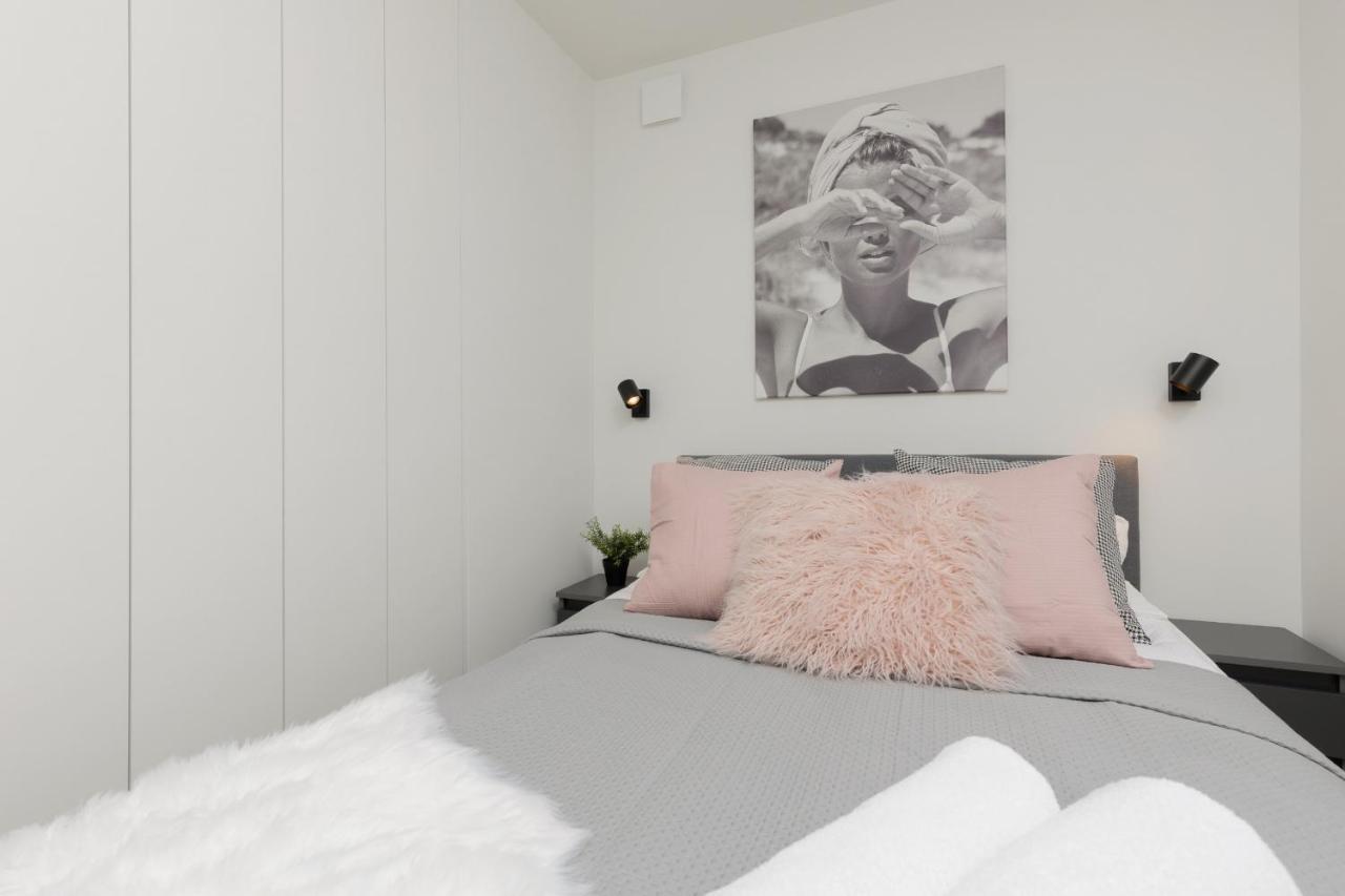 Cosy Dream City Center Apartment By Noclegi Renters Варшава Экстерьер фото